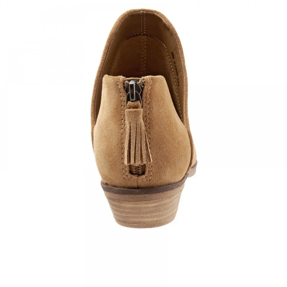 New Softwalk Rylee Bootie Size 7.5M
